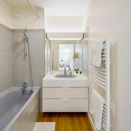 100m - Juan Stella Coeur アンティーブ