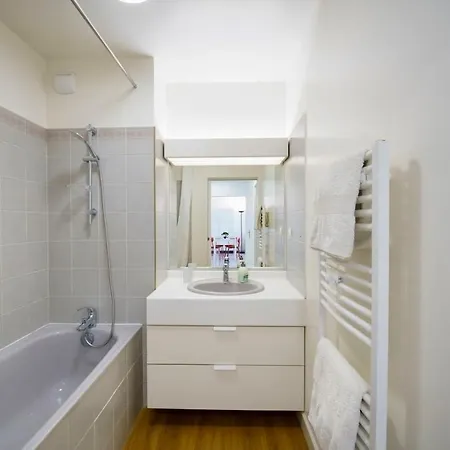 100m - Juan Stella Coeur アンティーブ