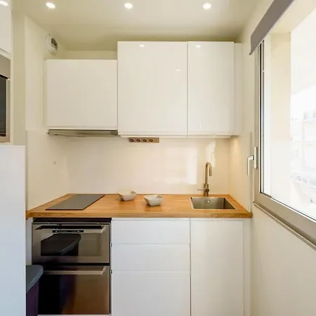 アパート 100m - Juan Stella Coeur